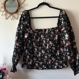 Floral Square Neck Long Sleeve Crop Top